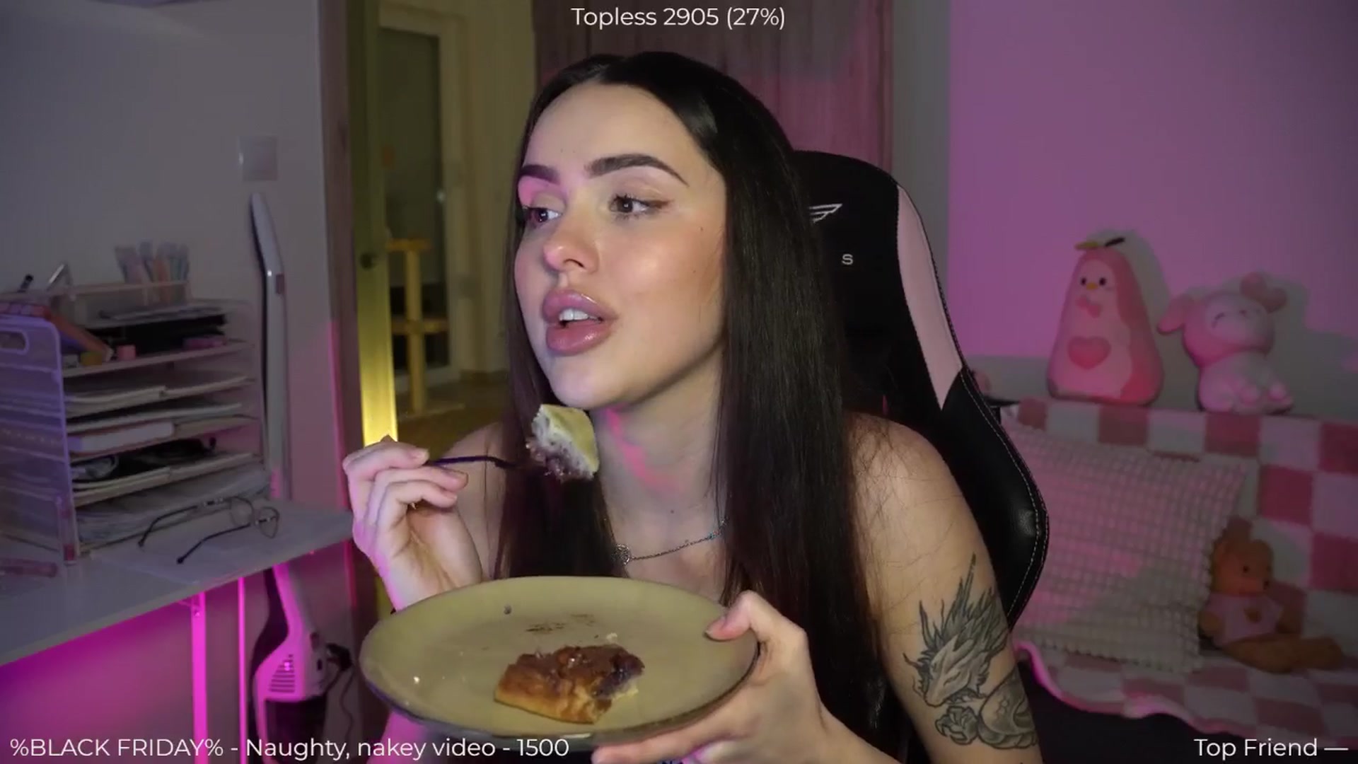 Gallery image thumbnail from NotYourNaomi's myfreecams stream on, 11/23/2025, 21:49 image 2 of 20