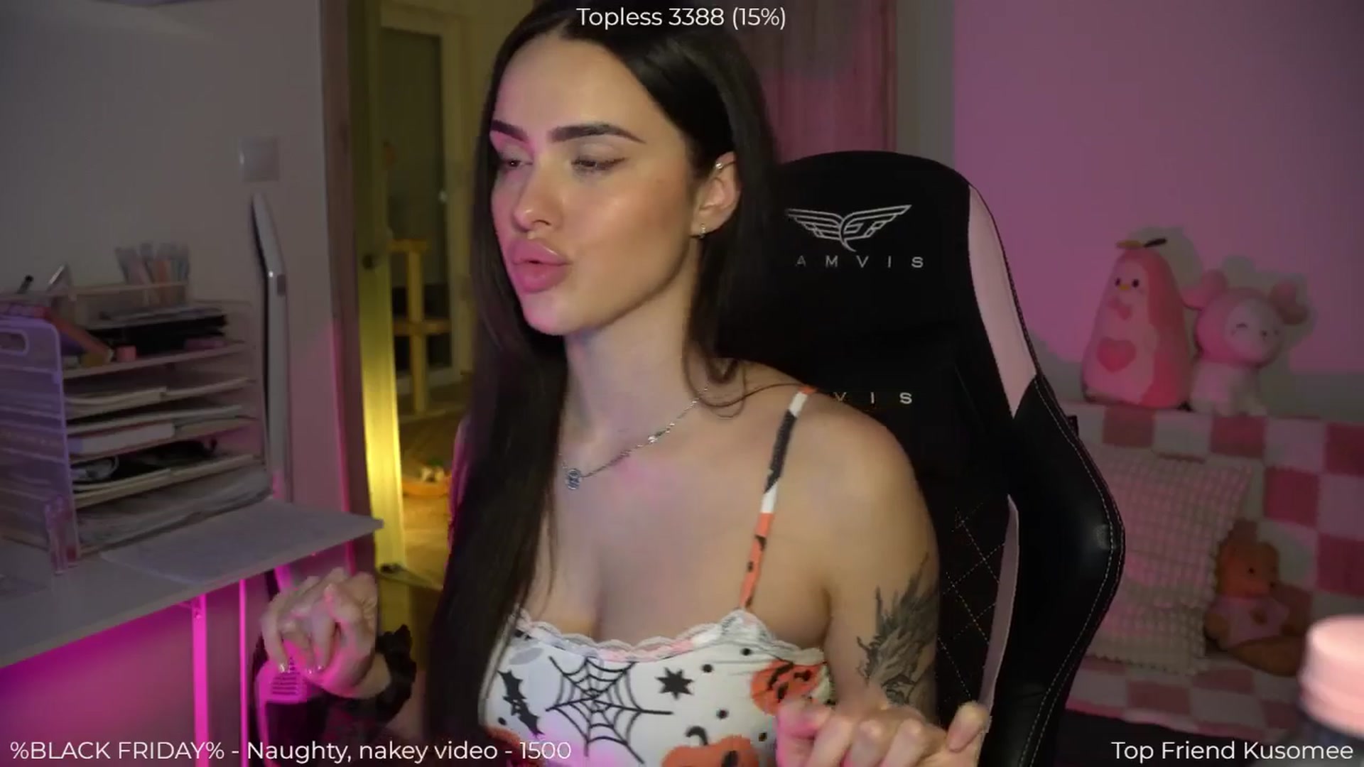 Gallery image thumbnail from NotYourNaomi's myfreecams stream on, 11/23/2025, 21:49 image 17 of 20