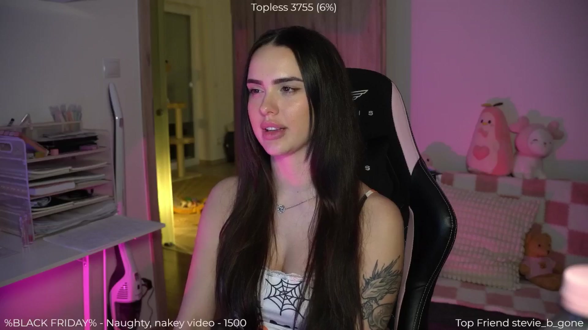 Gallery image thumbnail from NotYourNaomi's myfreecams stream on, 11/23/2025, 21:49 image 14 of 20