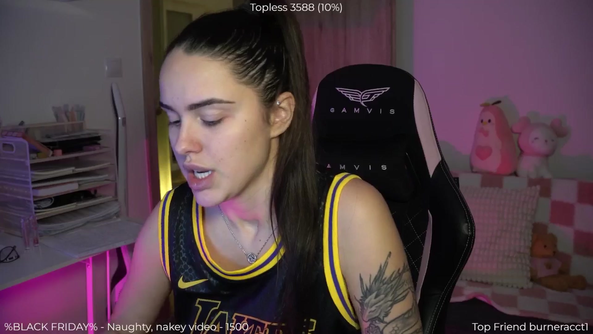 Gallery image thumbnail from NotYourNaomi's myfreecams stream on, 11/29/2025, 18:10 image 8 of 20