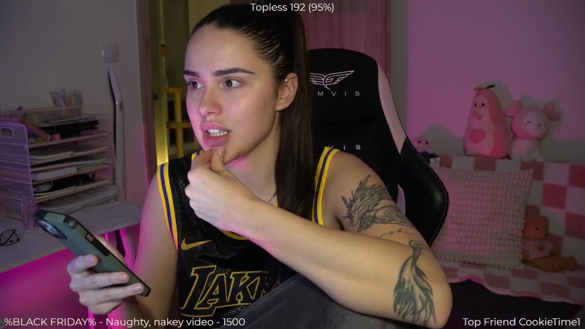 Gallery image thumbnail from NotYourNaomi's myfreecams stream on, 11/29/2025, 18:10 image 19 of 20