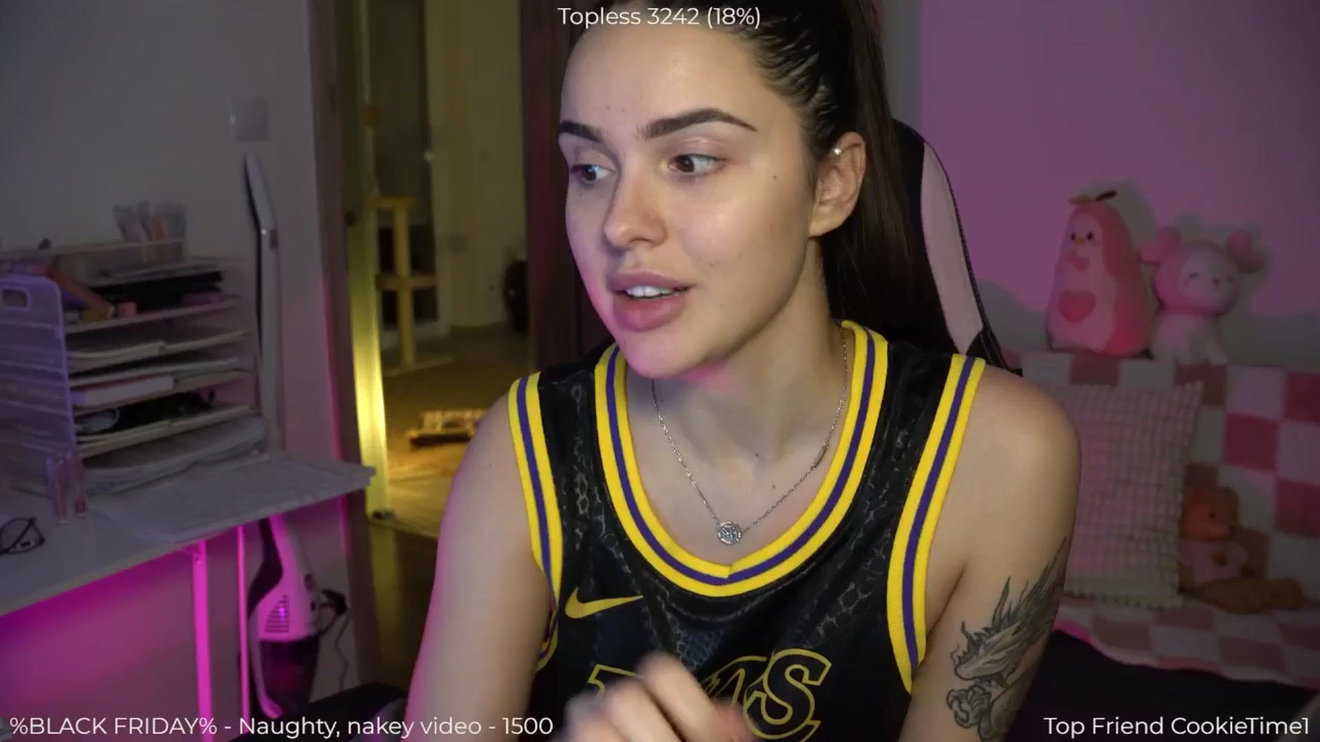 Gallery image thumbnail from NotYourNaomi's myfreecams stream on, 11/29/2025, 18:10 image 14 of 20