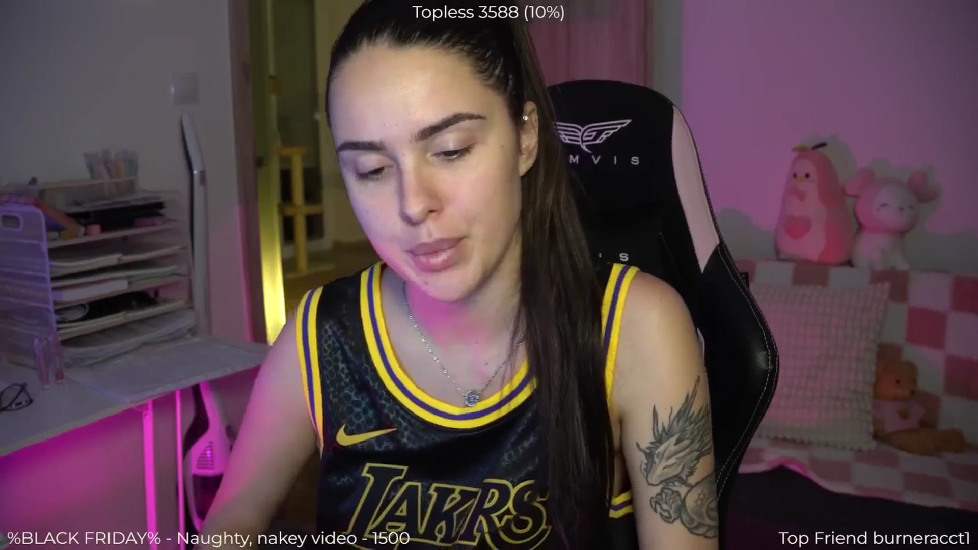 Gallery image thumbnail from NotYourNaomi's myfreecams stream on, 11/29/2025, 18:10 image 12 of 20