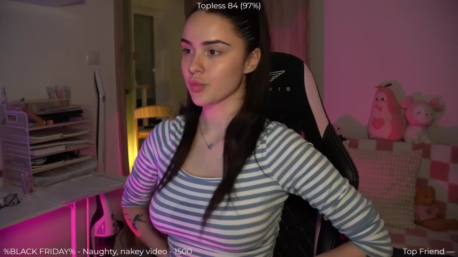 Gallery image thumbnail from NotYourNaomi's myfreecams stream on, 11/30/2025, 22:27 image 1 of 20