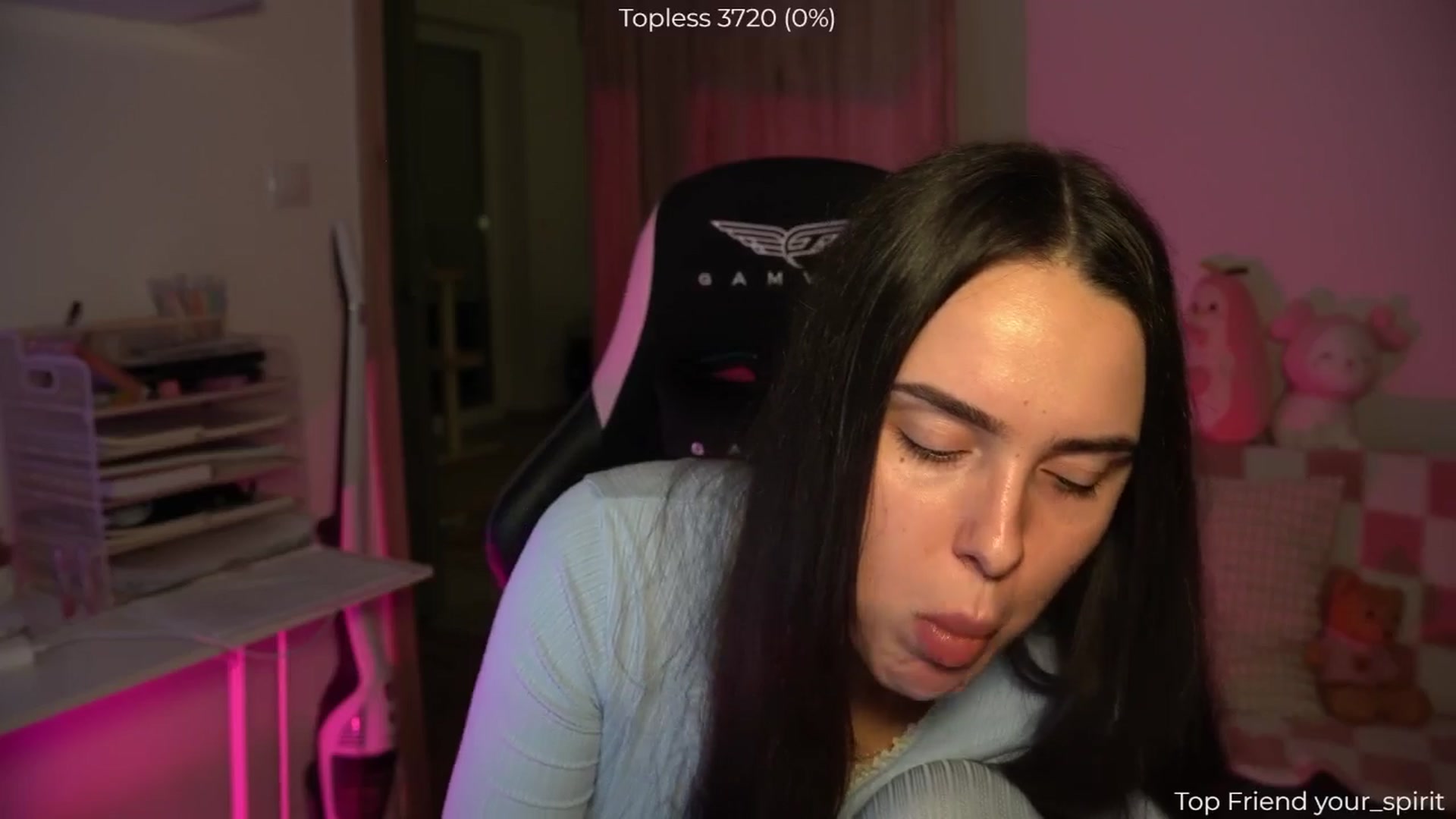 Gallery image thumbnail from NotYourNaomi's myfreecams stream on, 12/04/2025, 22:05 image 10 of 20