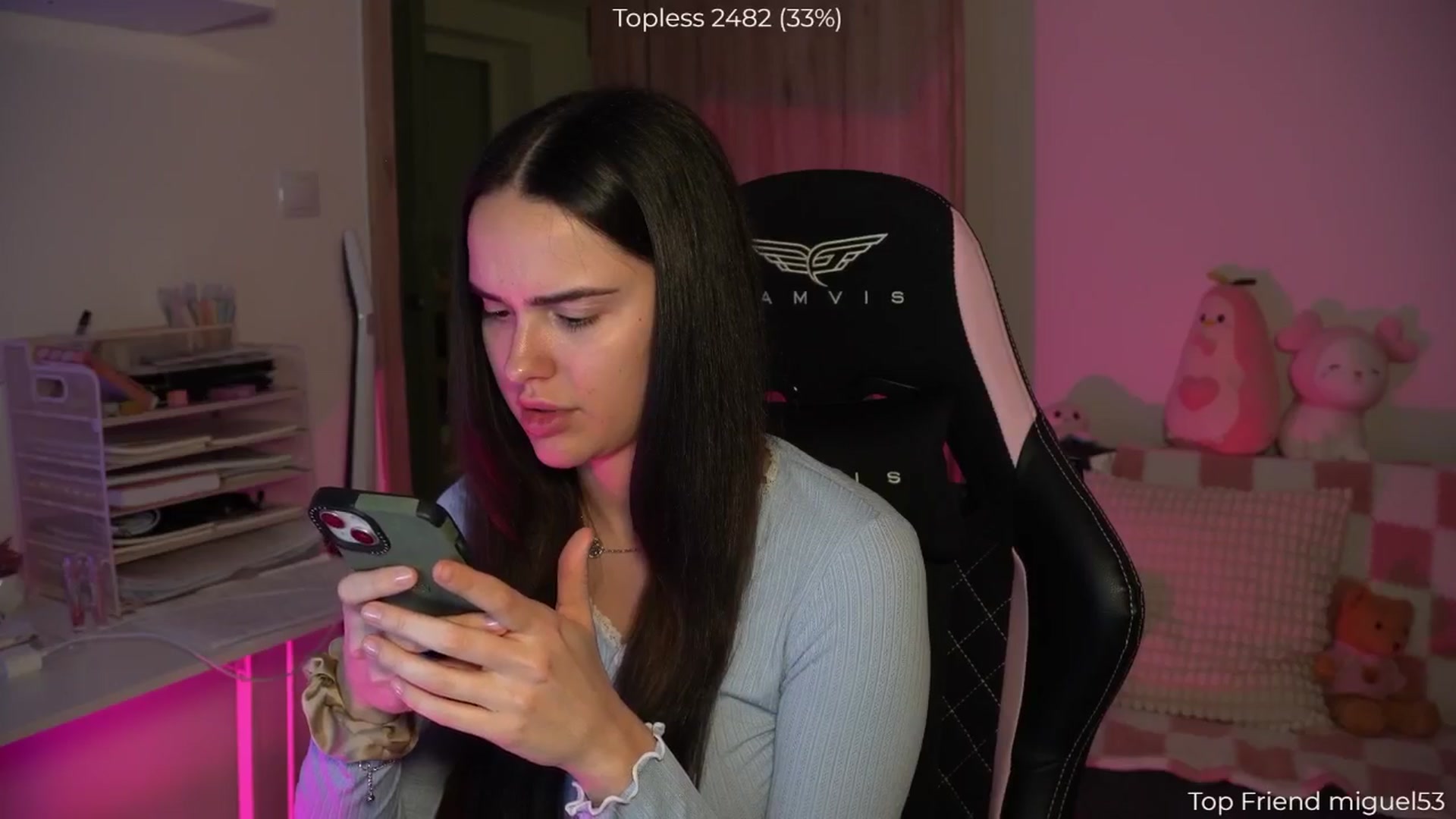 Gallery image thumbnail from NotYourNaomi's myfreecams stream on, 12/04/2025, 22:05 image 17 of 20