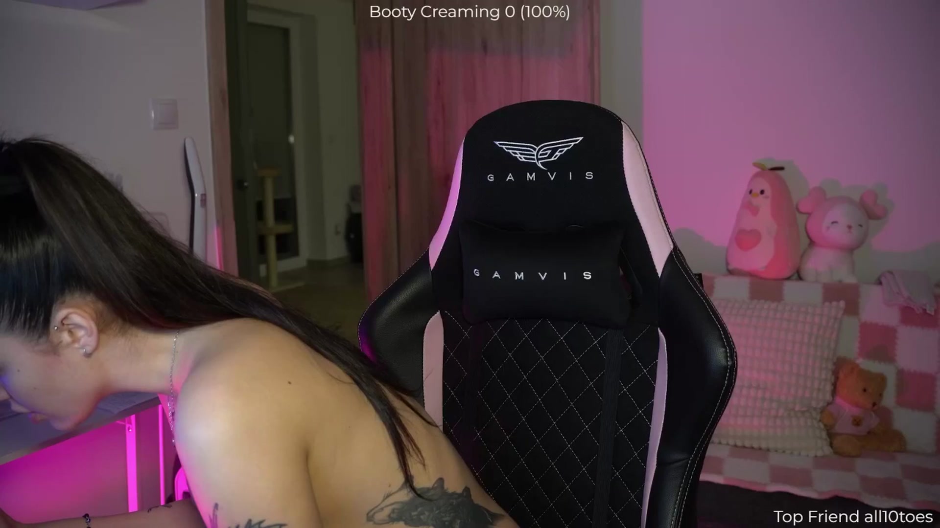 Gallery image thumbnail from NotYourNaomi's myfreecams stream on, 12/11/2025, 22:43 image 11 of 20