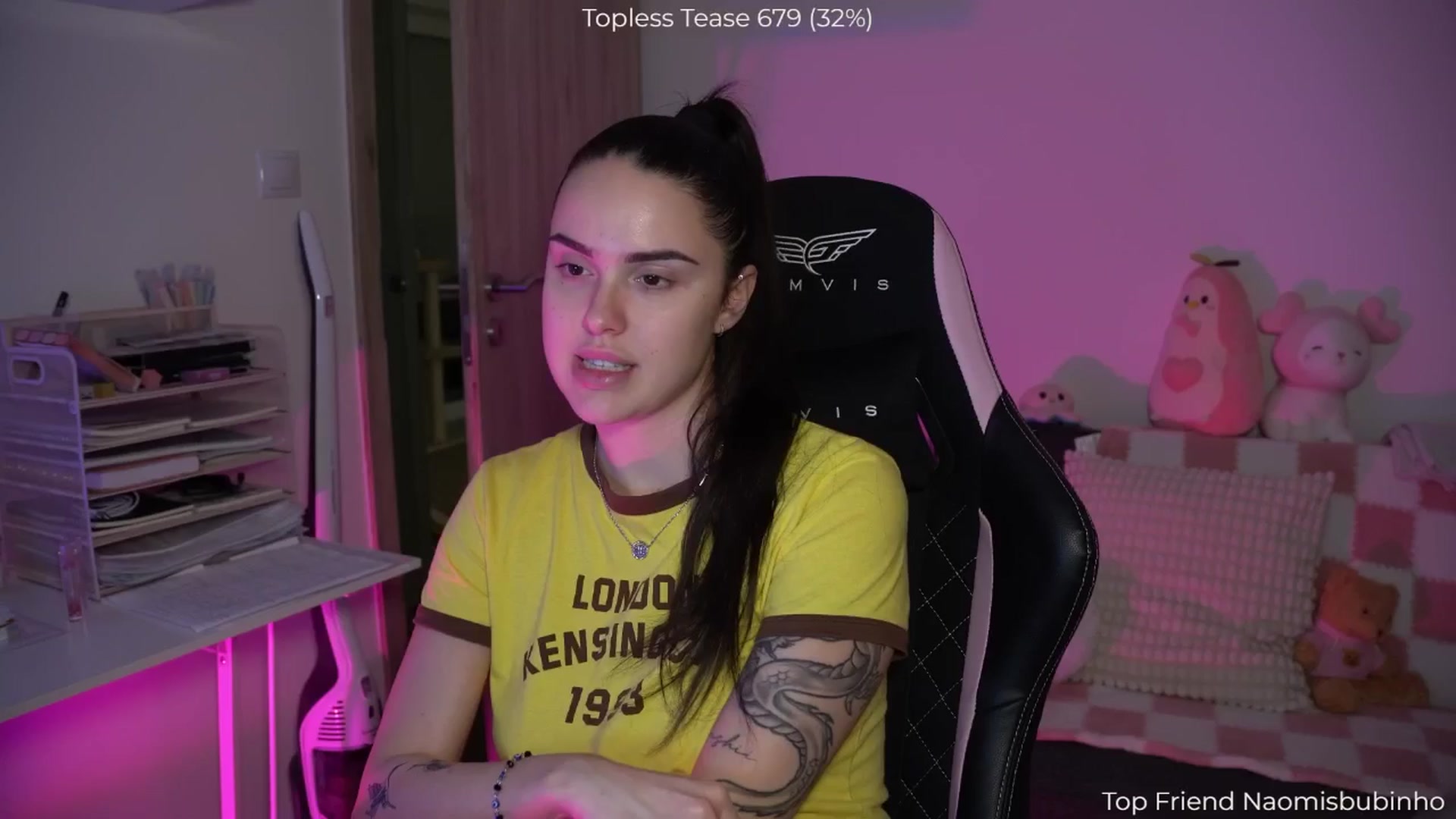Gallery image thumbnail from NotYourNaomi's myfreecams stream on, 12/13/2025, 21:38 image 1 of 20