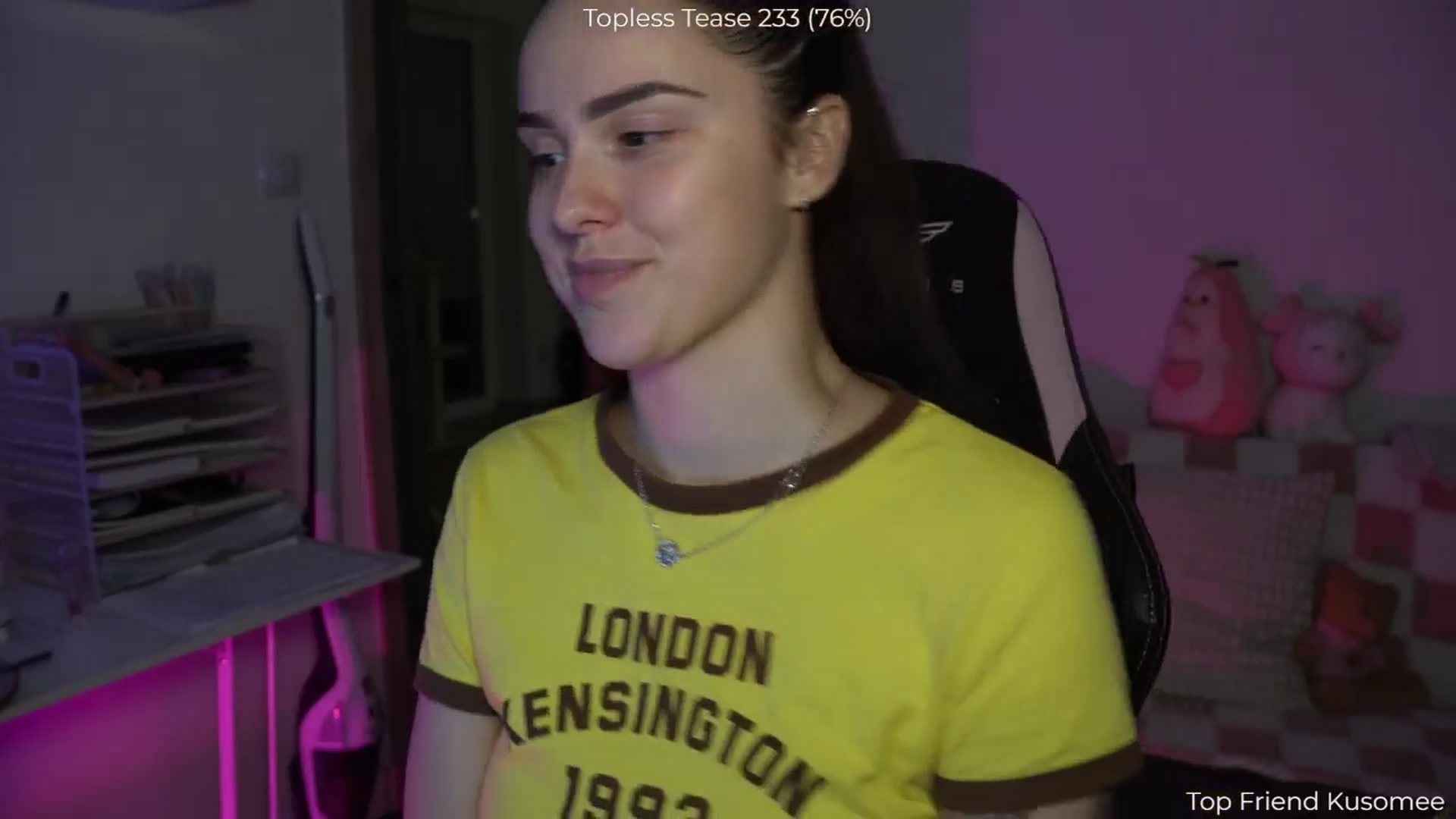 Gallery image thumbnail from NotYourNaomi's myfreecams stream on, 12/13/2025, 21:38 image 17 of 20