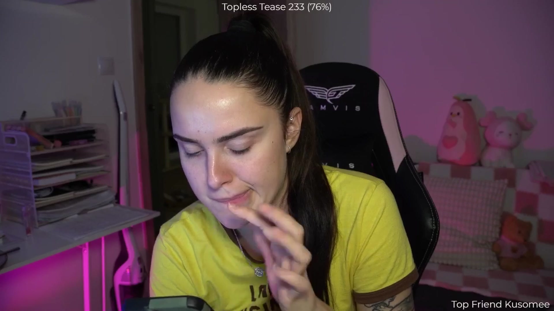 Gallery image thumbnail from NotYourNaomi's myfreecams stream on, 12/13/2025, 21:38 image 20 of 20