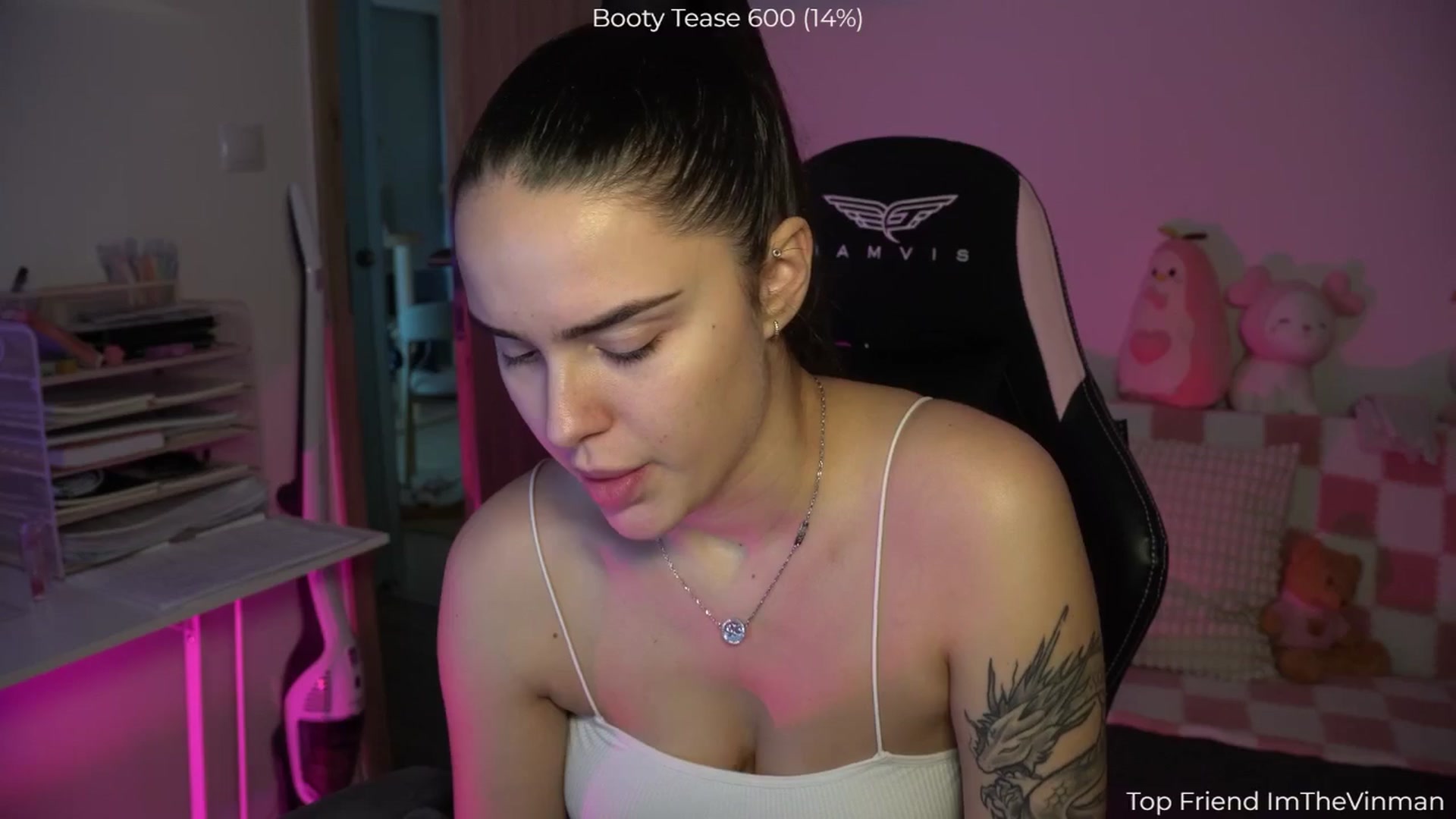 Gallery image thumbnail from NotYourNaomi's myfreecams stream on, 12/14/2025, 21:58 image 5 of 20