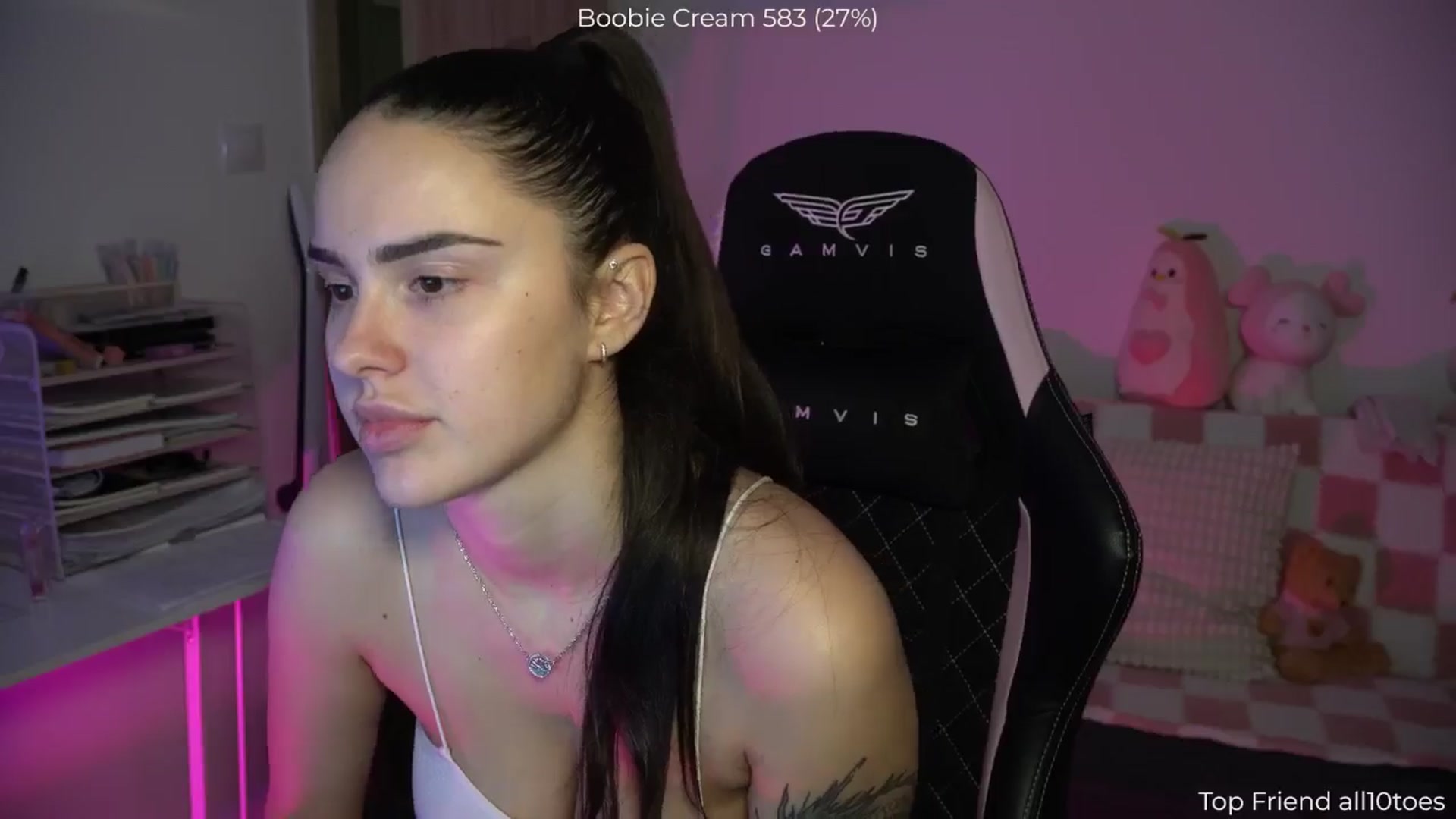Gallery image thumbnail from NotYourNaomi's myfreecams stream on, 12/14/2025, 21:58 image 16 of 20