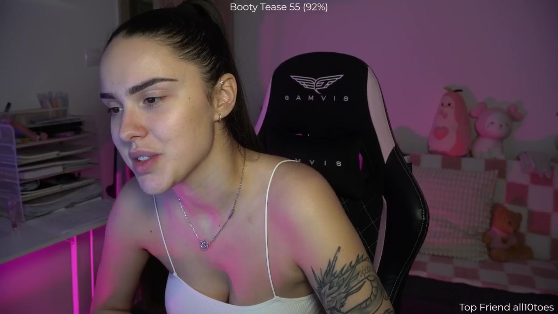 Gallery image thumbnail from NotYourNaomi's myfreecams stream on, 12/14/2025, 21:58 image 7 of 20