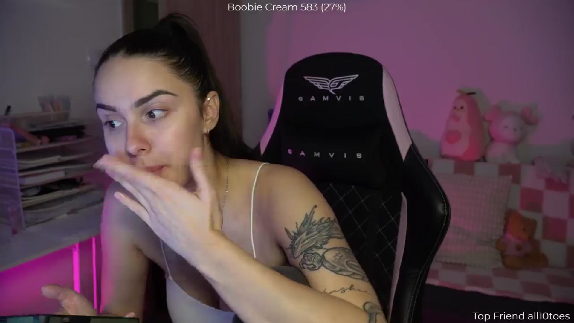 Gallery image thumbnail from NotYourNaomi's myfreecams stream on, 12/14/2025, 21:58 image 18 of 20