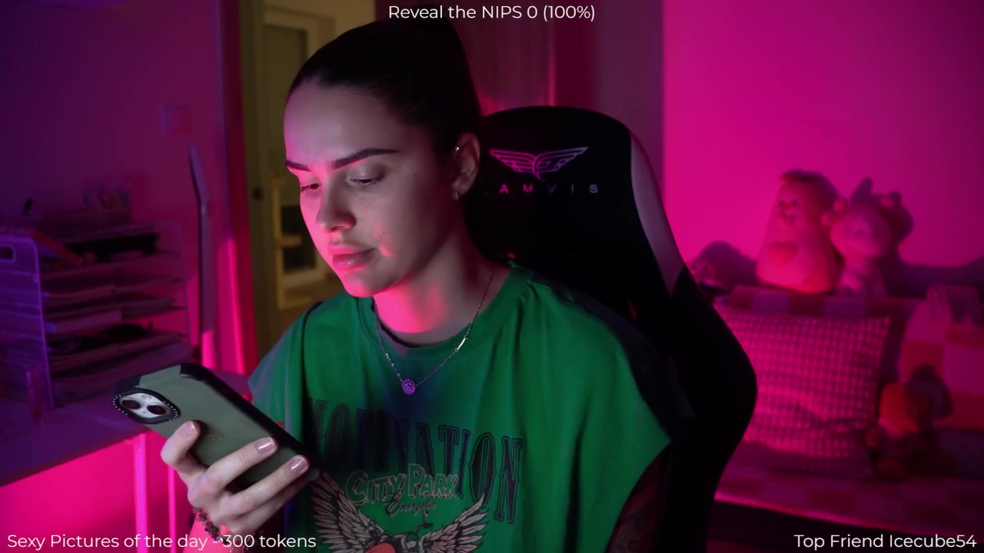 Gallery image thumbnail from NotYourNaomi's myfreecams stream on, 12/18/2025, 21:53 image 1 of 20