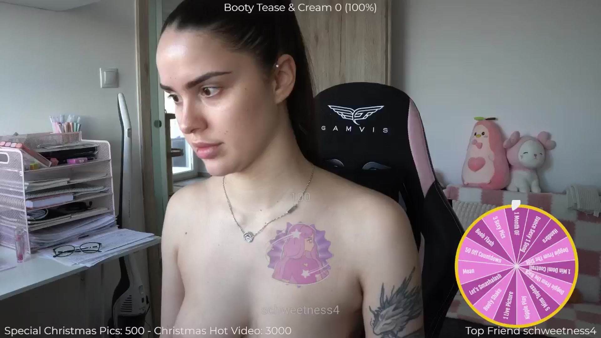 Gallery image thumbnail from NotYourNaomi's myfreecams stream on, 12/26/2025, 14:32 image 7 of 20