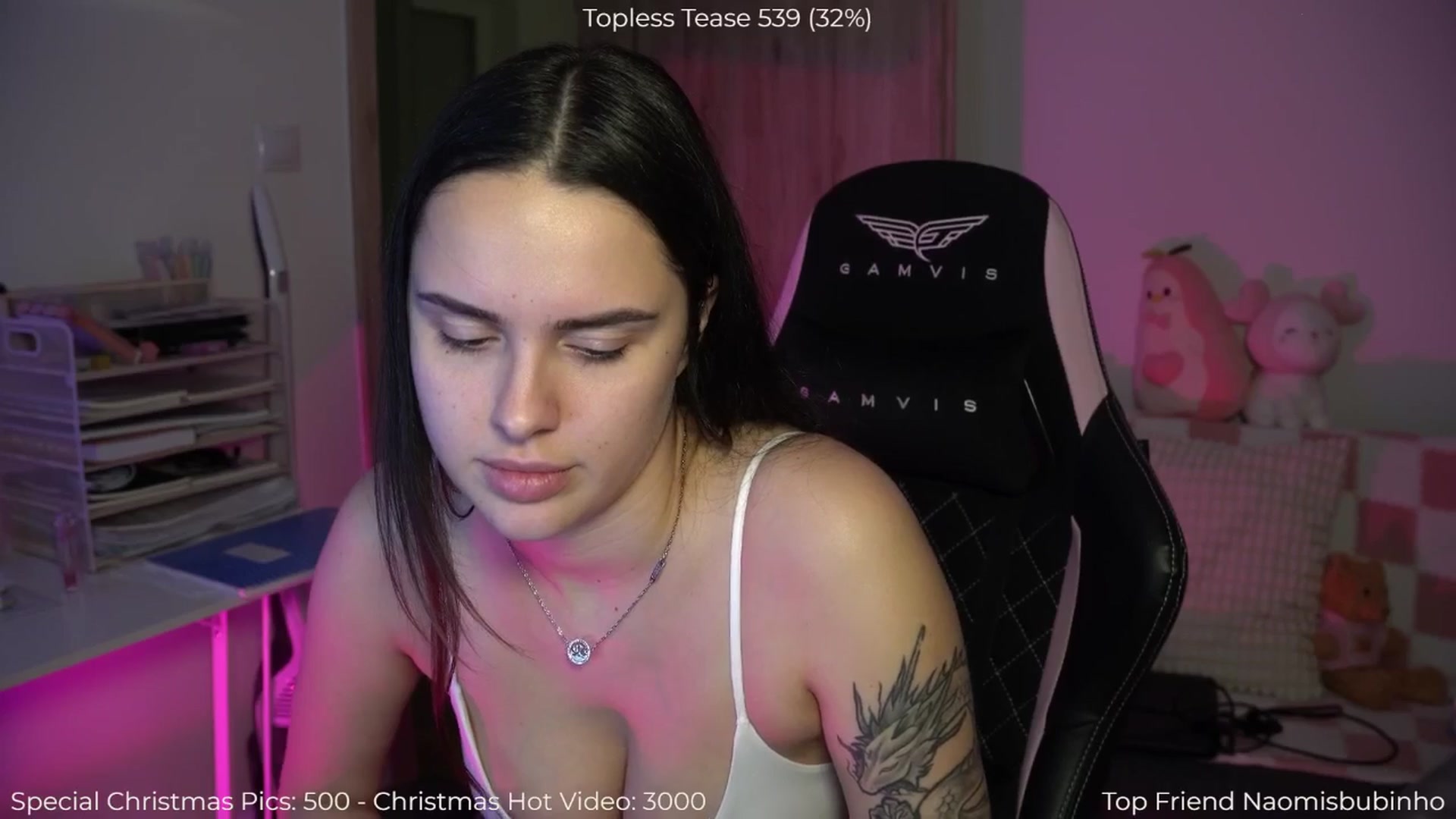Gallery image thumbnail from NotYourNaomi's myfreecams stream on, 12/30/2025, 22:44 image 18 of 20