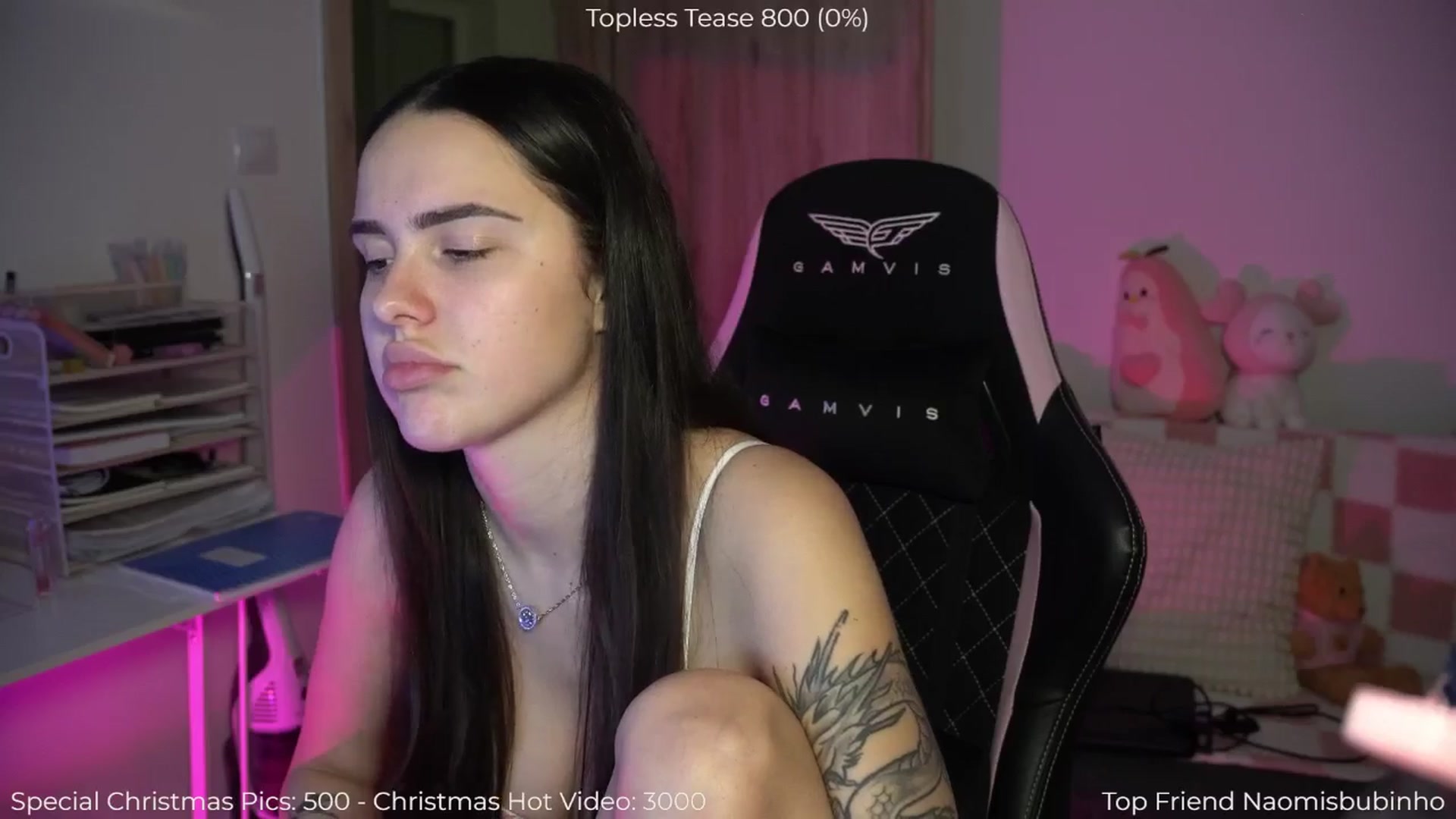 Gallery image thumbnail from NotYourNaomi's myfreecams stream on, 12/30/2025, 22:44 image 11 of 20