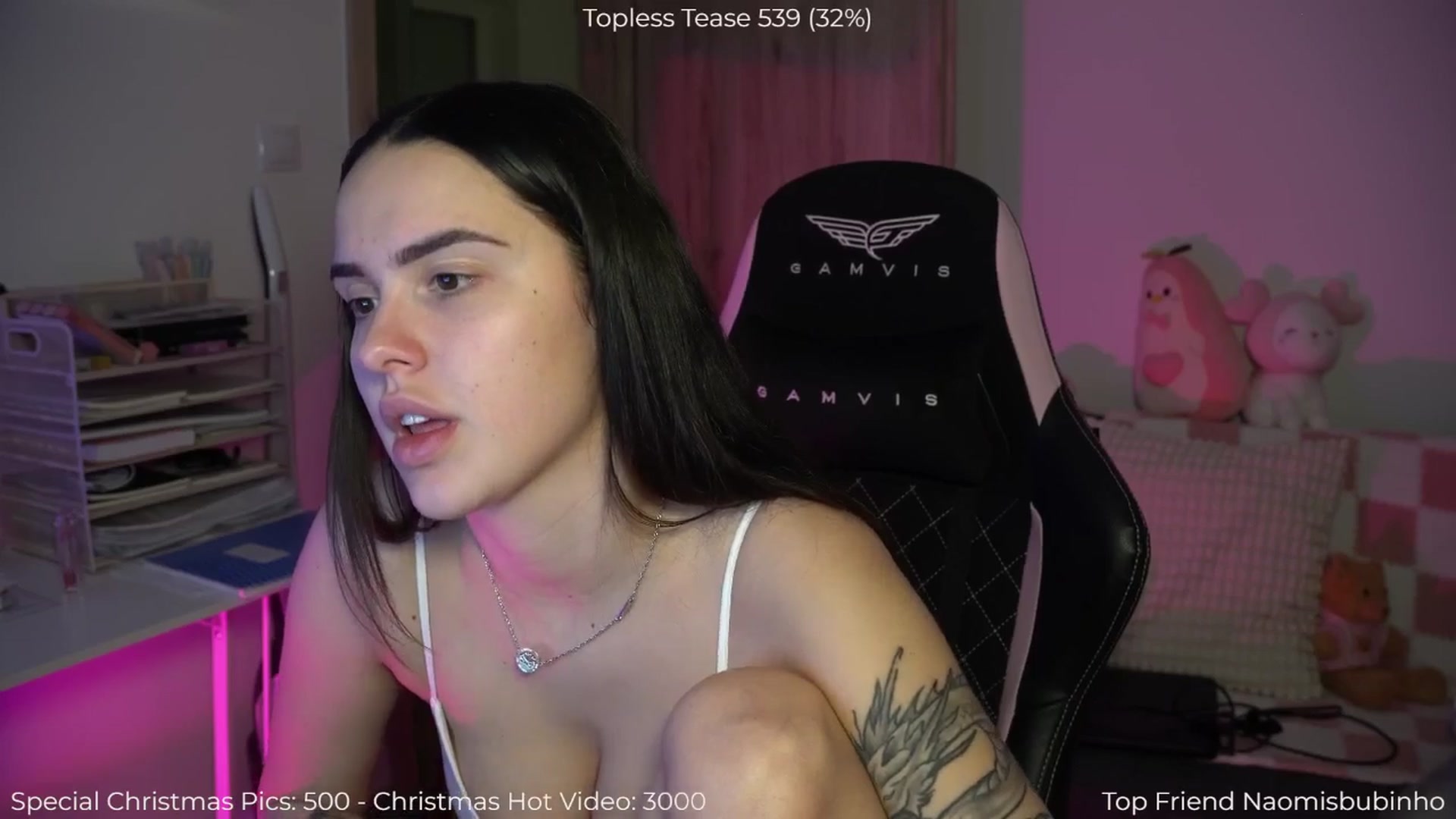 Gallery image thumbnail from NotYourNaomi's myfreecams stream on, 12/30/2025, 22:44 image 19 of 20