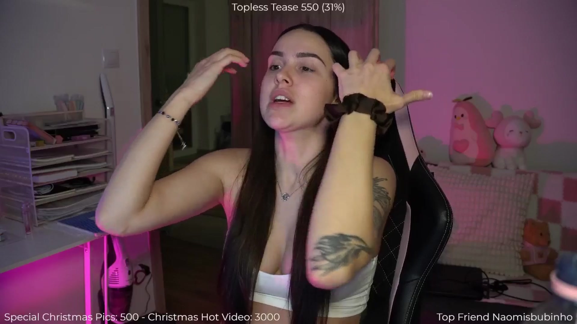 Gallery image thumbnail from NotYourNaomi's myfreecams stream on, 12/30/2025, 22:44 image 16 of 20