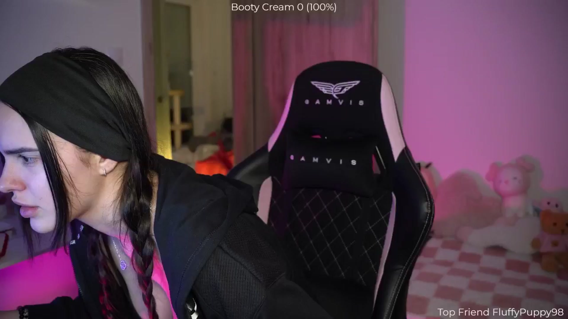 Gallery image thumbnail from NotYourNaomi's myfreecams stream on, 01/06/2026, 21:52 image 5 of 20