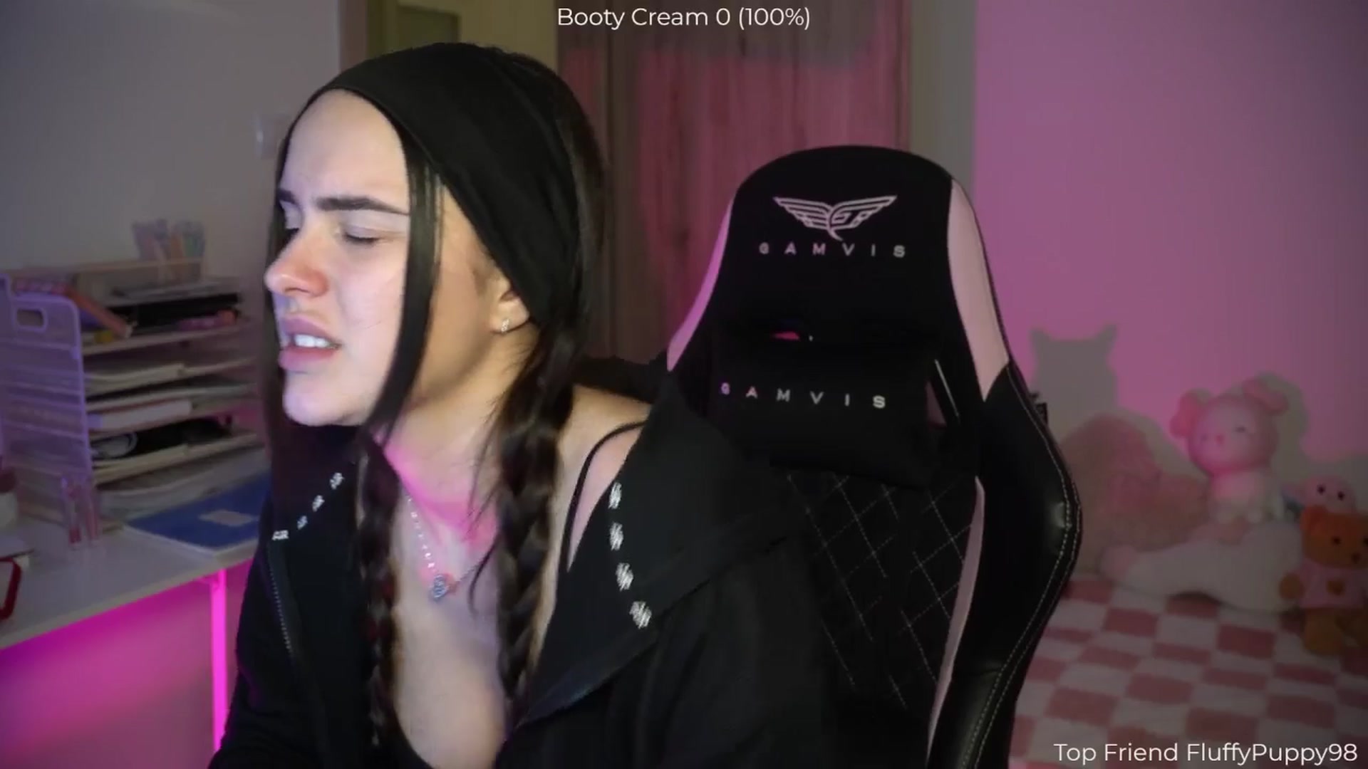 Gallery image thumbnail from NotYourNaomi's myfreecams stream on, 01/06/2026, 21:52 image 8 of 20