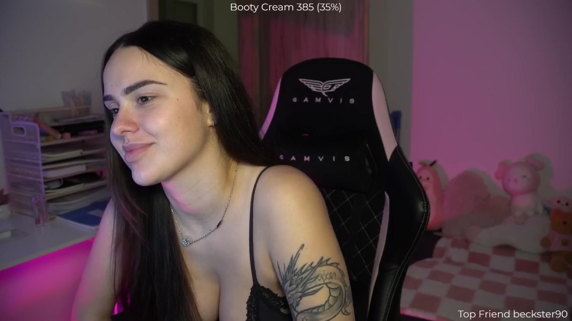 Gallery image thumbnail from NotYourNaomi's myfreecams stream on, 01/11/2026, 23:31 image 7 of 20