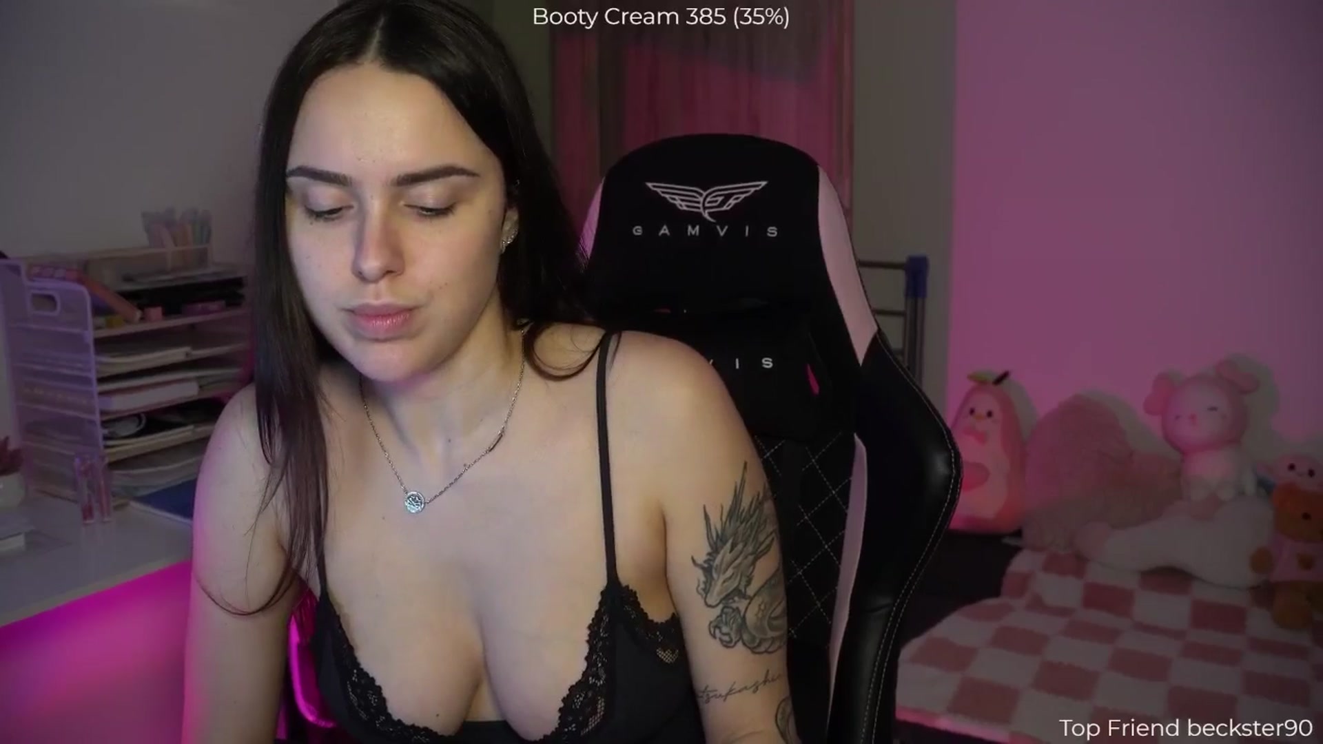 Gallery image thumbnail from NotYourNaomi's myfreecams stream on, 01/11/2026, 23:31 image 9 of 20