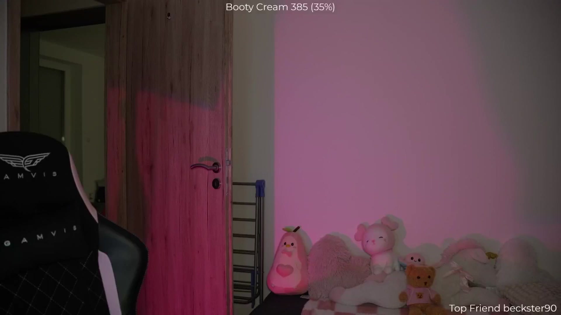 Gallery image thumbnail from NotYourNaomi's myfreecams stream on, 01/11/2026, 23:31 image 14 of 20