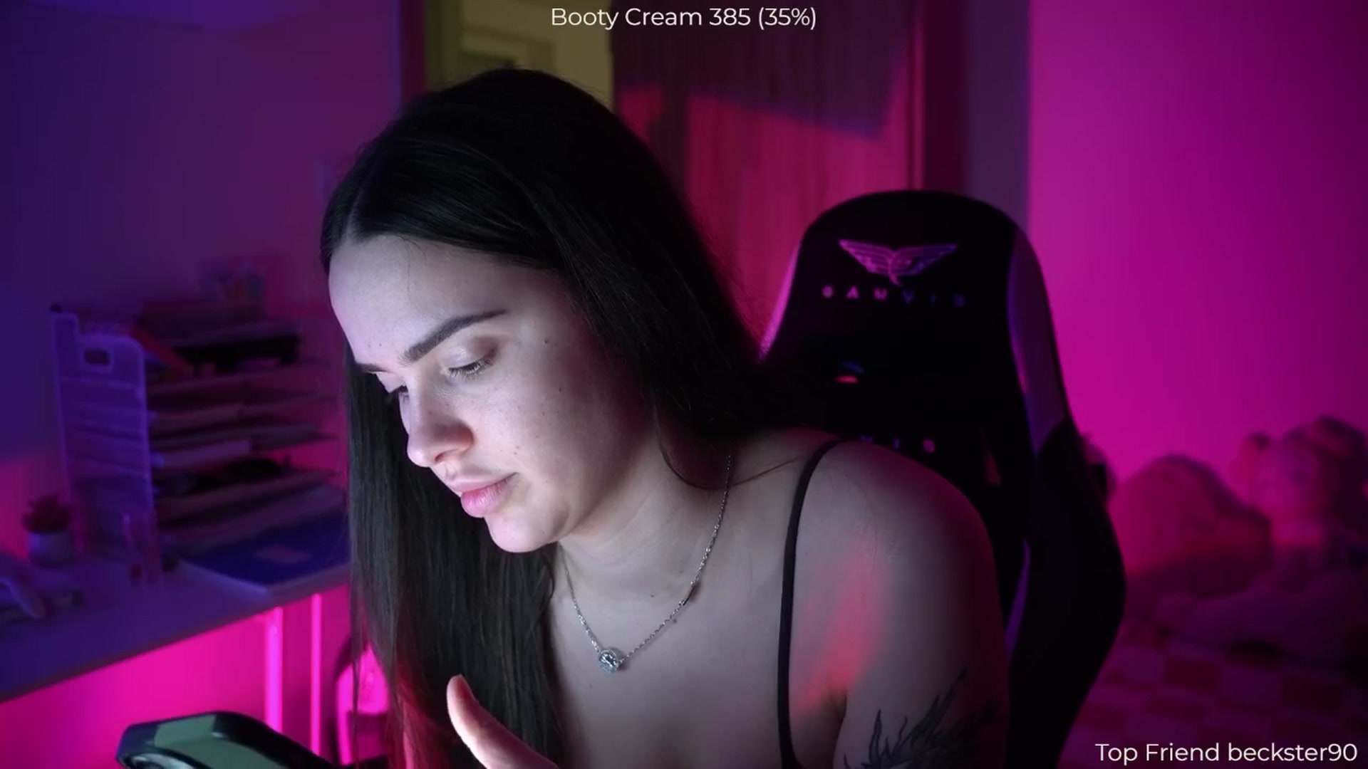 Gallery image thumbnail from NotYourNaomi's myfreecams stream on, 01/11/2026, 23:31 image 15 of 20