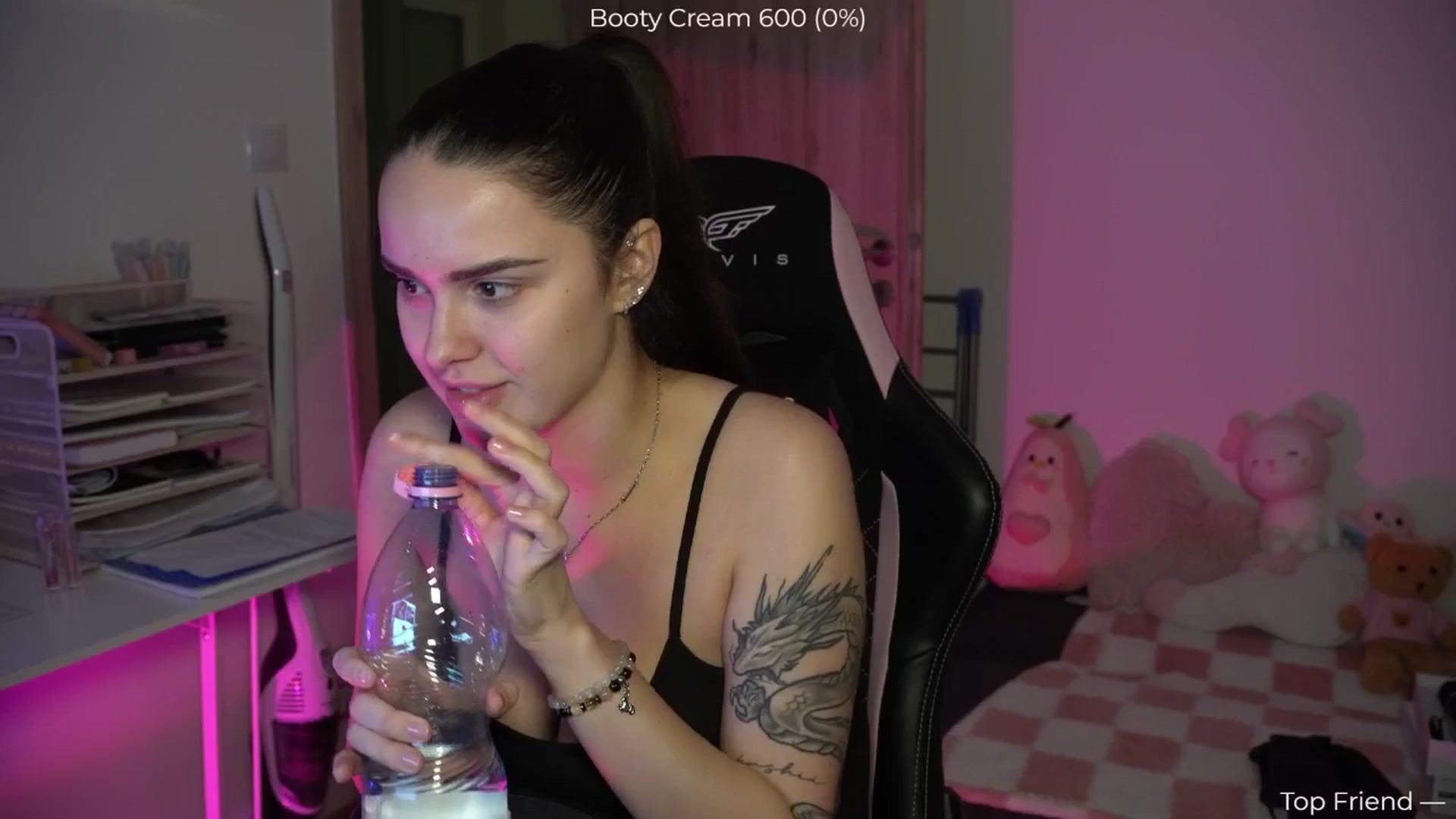 Gallery image thumbnail from NotYourNaomi's myfreecams stream on, 01/15/2026, 21:11 image 17 of 20
