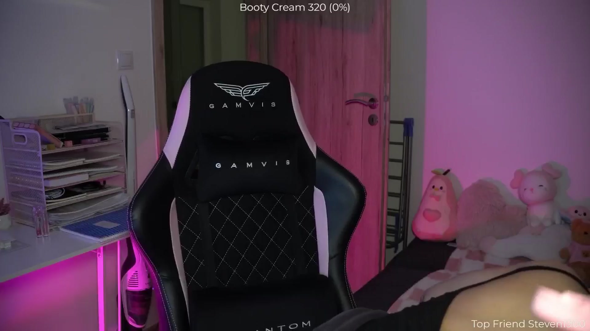Gallery image thumbnail from NotYourNaomi's myfreecams stream on, 01/15/2026, 22:52 image 8 of 20