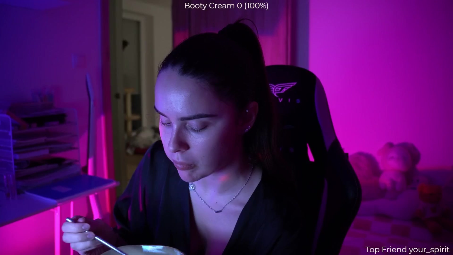 Gallery image thumbnail from NotYourNaomi's myfreecams stream on, 01/21/2026, 21:49 image 5 of 20