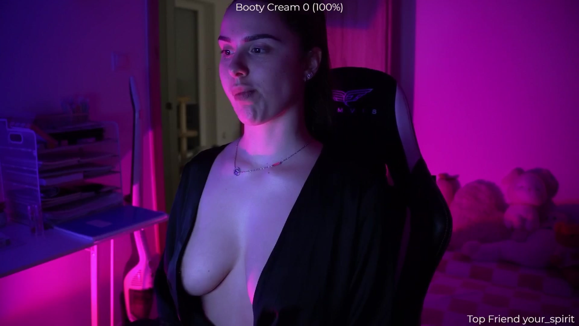 Gallery image thumbnail from NotYourNaomi's myfreecams stream on, 01/21/2026, 21:49 image 6 of 20