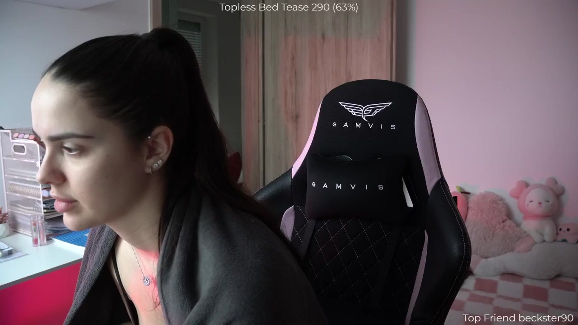 Gallery image thumbnail from NotYourNaomi's myfreecams stream on, 01/23/2026, 07:53 image 13 of 20