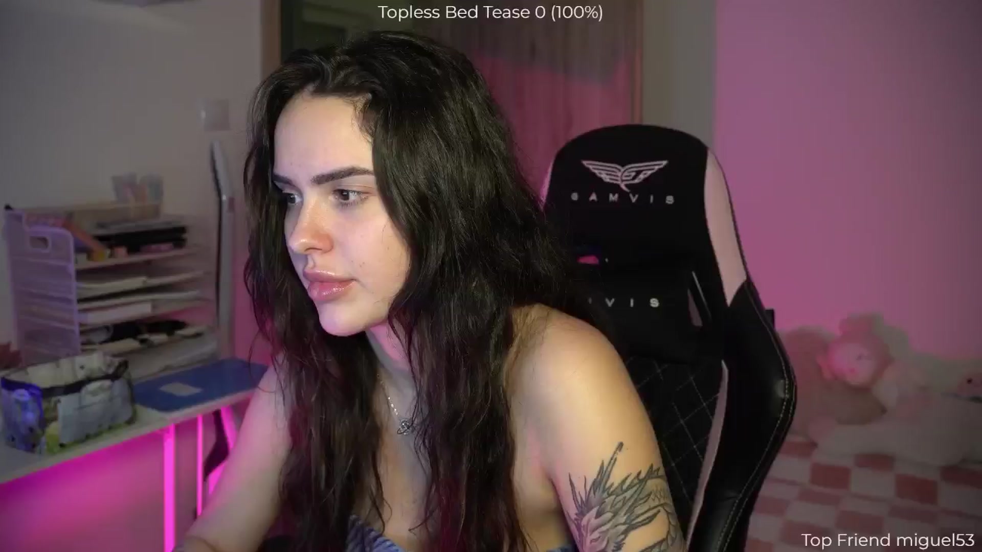 Gallery image thumbnail from NotYourNaomi's myfreecams stream on, 01/25/2026, 21:34 image 15 of 20