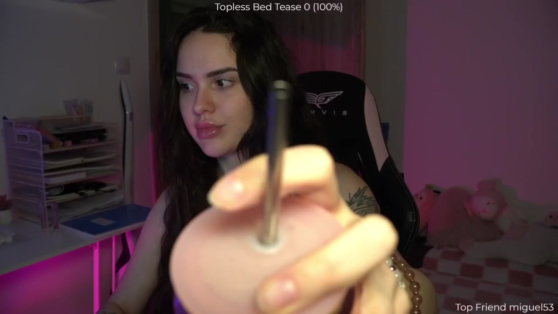 Gallery image thumbnail from NotYourNaomi's myfreecams stream on, 01/25/2026, 21:34 image 6 of 20