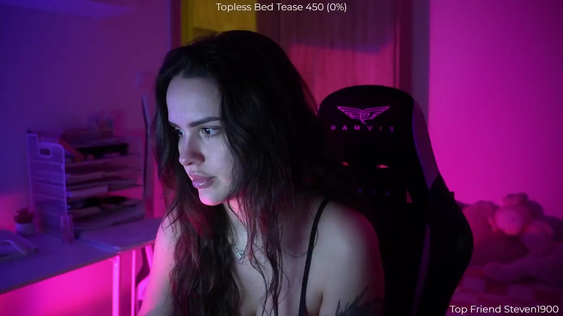 Gallery image thumbnail from NotYourNaomi's myfreecams stream on, 01/26/2026, 21:05 image 5 of 20
