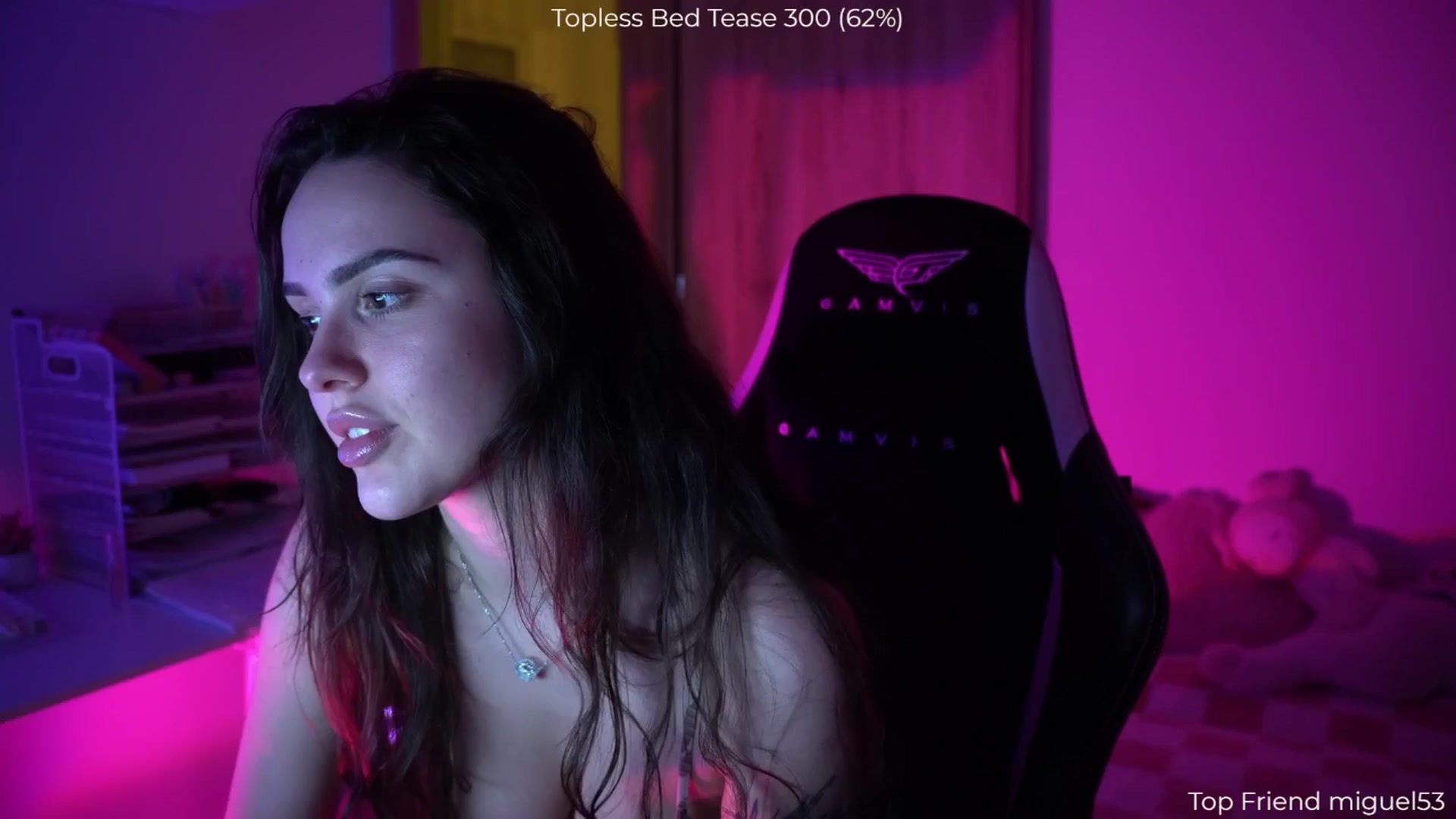 Gallery image thumbnail from NotYourNaomi's myfreecams stream on, 01/27/2026, 21:38 image 7 of 20