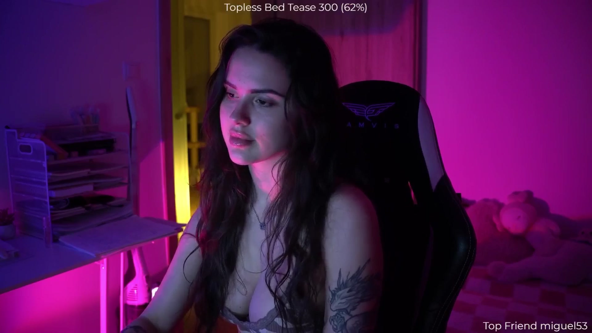Gallery image thumbnail from NotYourNaomi's myfreecams stream on, 01/27/2026, 21:38 image 8 of 20