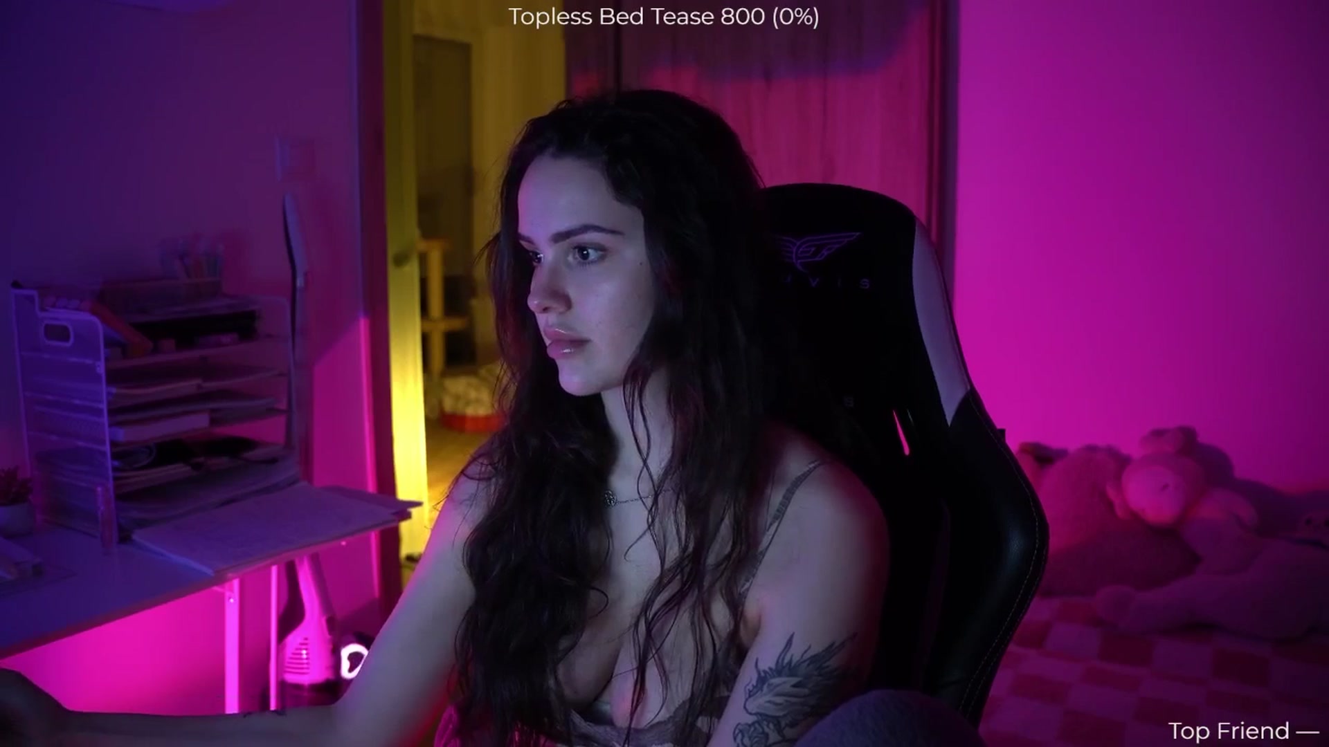 Gallery image thumbnail from NotYourNaomi's myfreecams stream on, 01/27/2026, 21:38 image 2 of 20