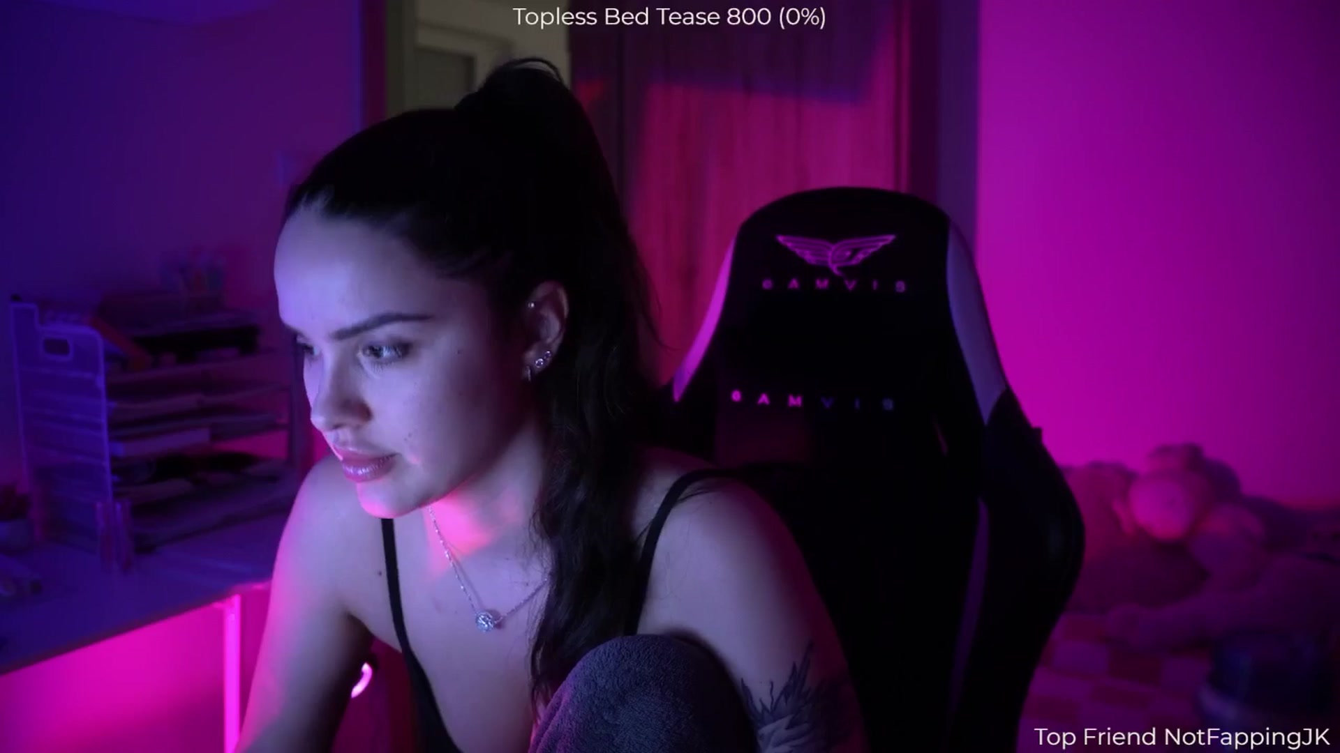 Gallery image thumbnail from NotYourNaomi's myfreecams stream on, 01/29/2026, 21:49 image 6 of 20