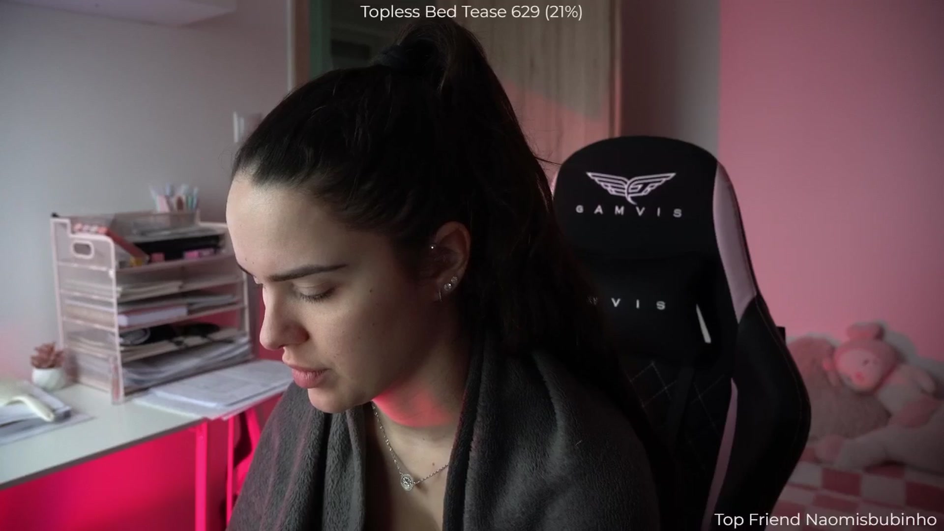 Gallery image thumbnail from NotYourNaomi's myfreecams stream on, 01/30/2026, 07:12 image 17 of 20