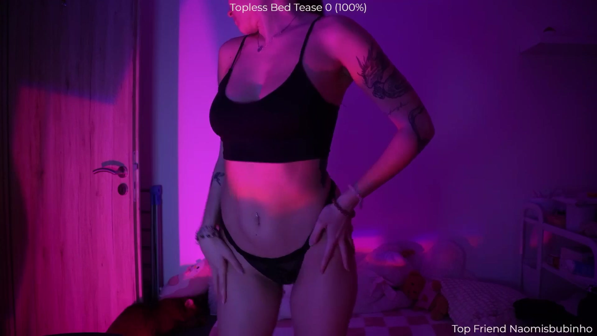 Gallery image thumbnail from NotYourNaomi's myfreecams stream on, 02/01/2026, 22:28 image 3 of 20