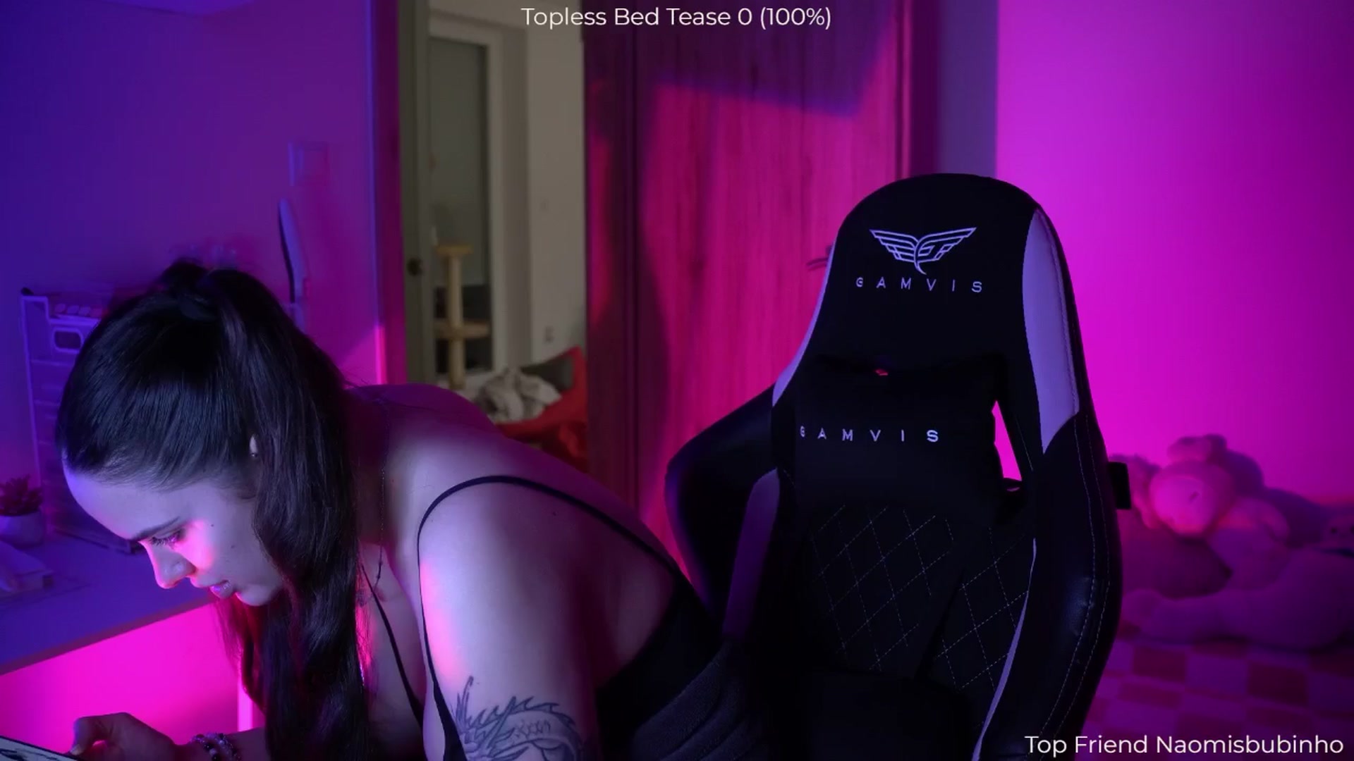 Gallery image thumbnail from NotYourNaomi's myfreecams stream on, 02/01/2026, 22:28 image 7 of 20