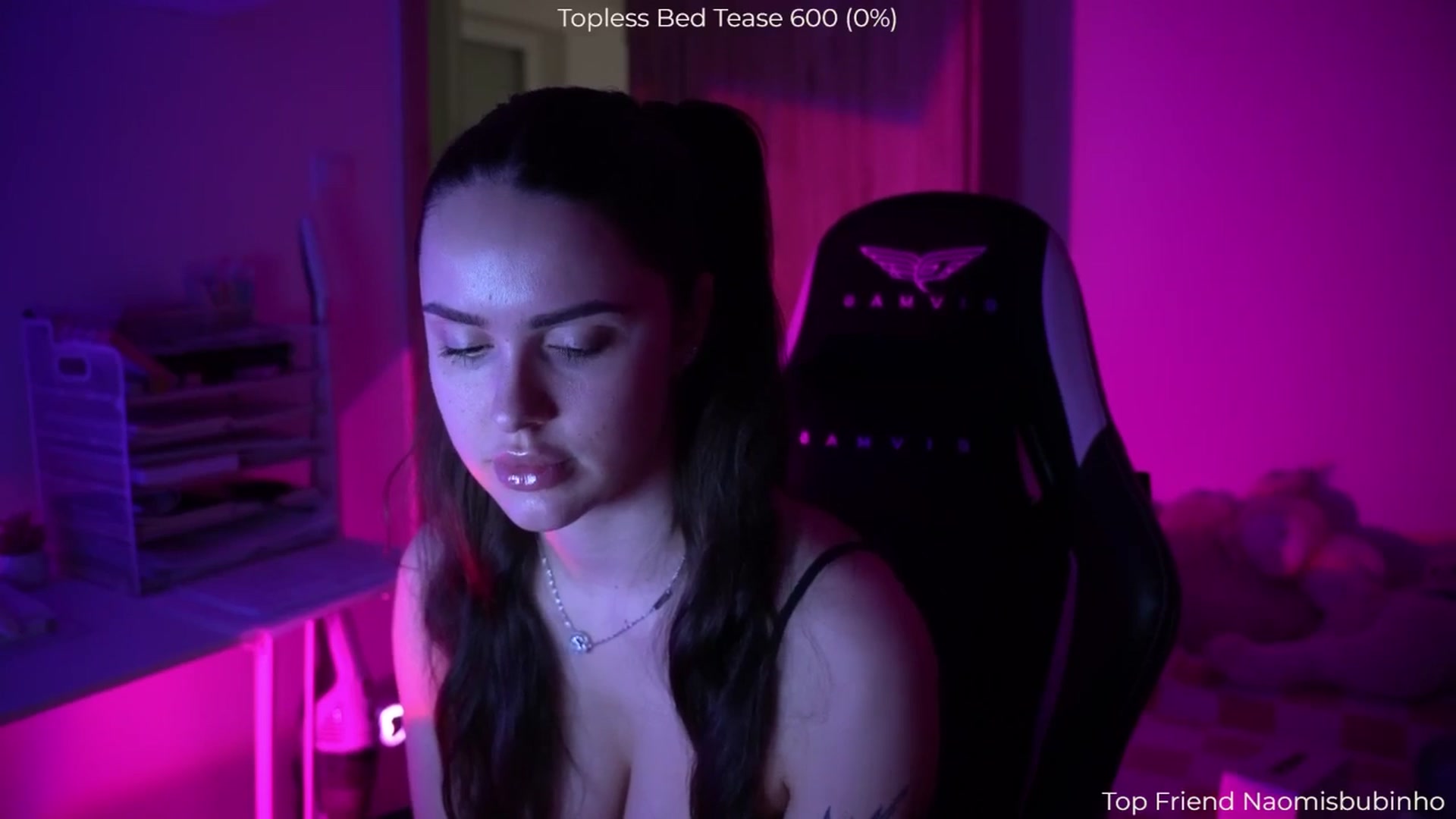 Gallery image thumbnail from NotYourNaomi's myfreecams stream on, 02/01/2026, 22:28 image 11 of 20