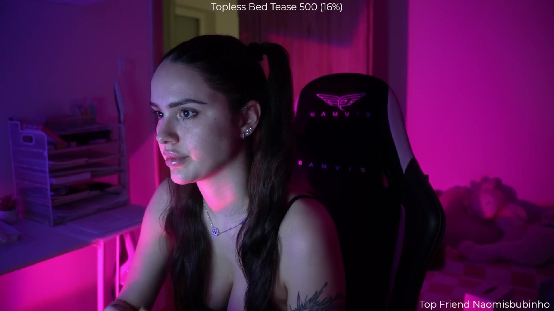 Gallery image thumbnail from NotYourNaomi's myfreecams stream on, 02/01/2026, 22:28 image 16 of 20