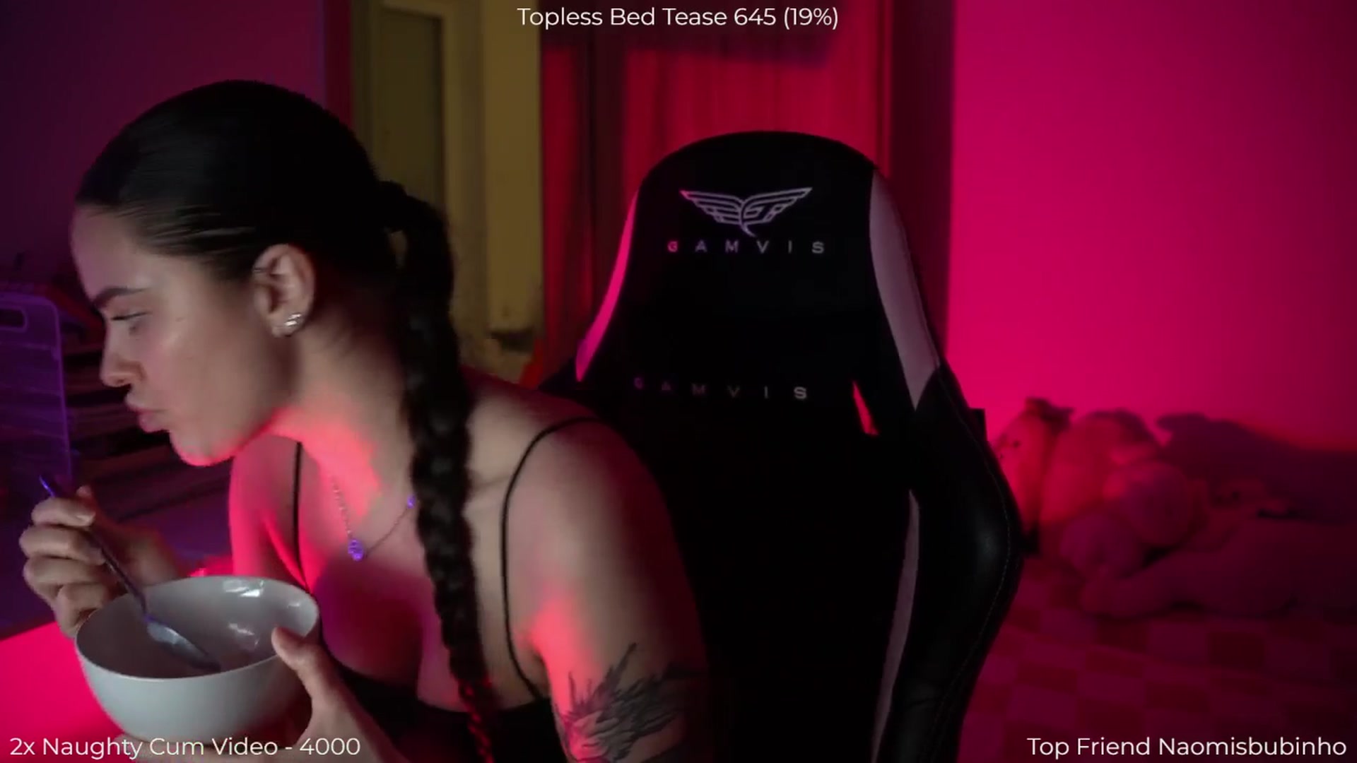 Gallery image thumbnail from NotYourNaomi's myfreecams stream on, 02/11/2026, 21:54 image 6 of 20