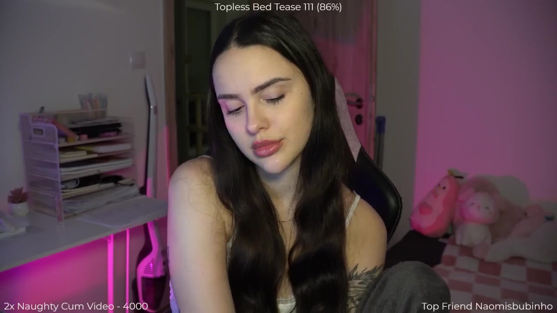 Gallery image thumbnail from NotYourNaomi's myfreecams stream on, 02/18/2026, 21:55 image 13 of 20