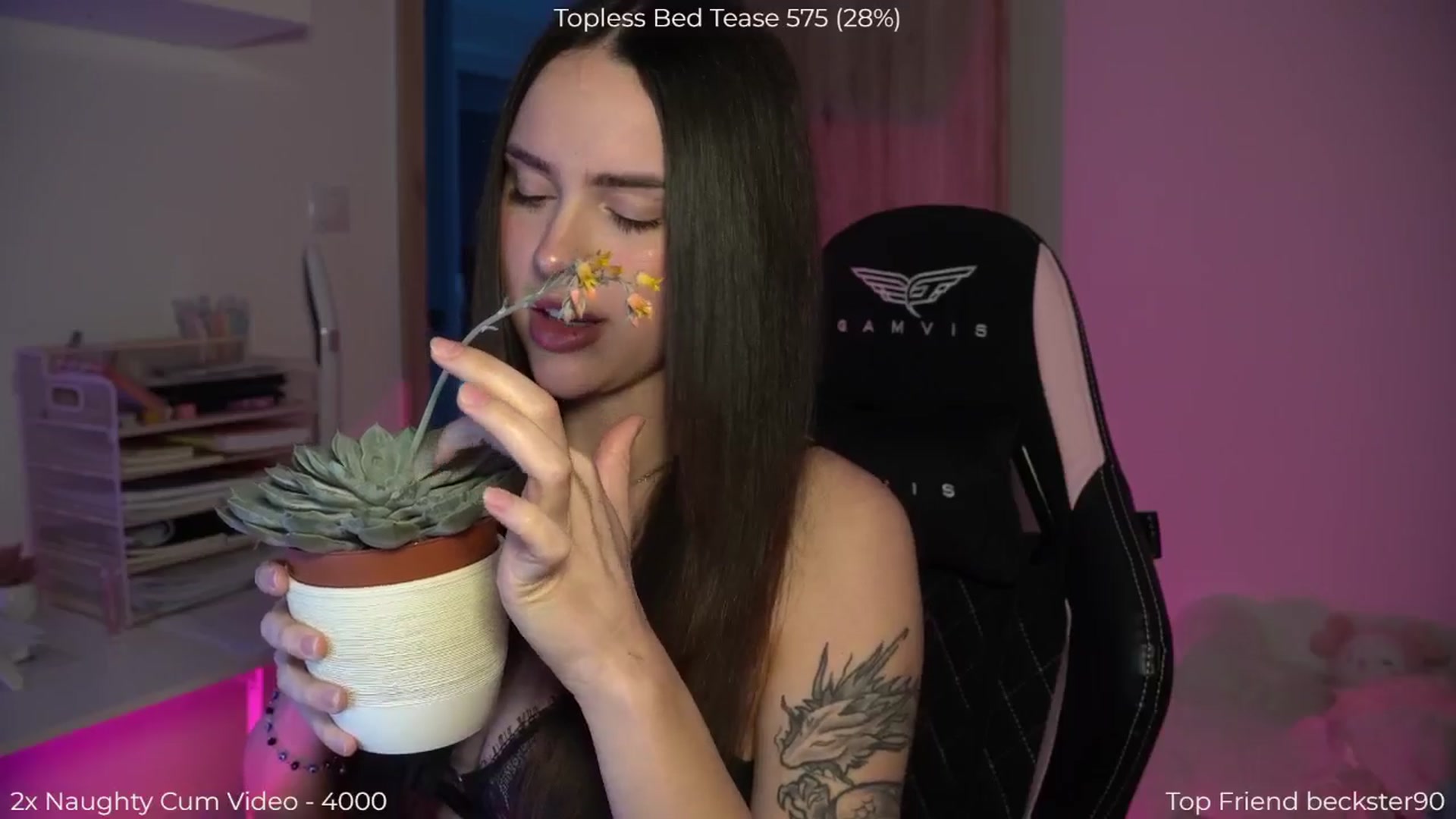Gallery image thumbnail from NotYourNaomi's myfreecams stream on, 02/27/2026, 18:48 image 9 of 20